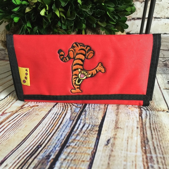 Disney Tigger Tri-fold Checkbook Wallet - Picture 2 of 8